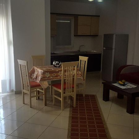 Faik Shehu Apartments ดูร์เรส ภายนอก รูปภาพ