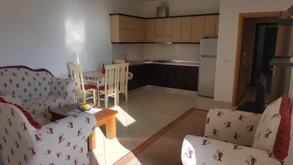 Faik Shehu Apartments ดูร์เรส ภายนอก รูปภาพ