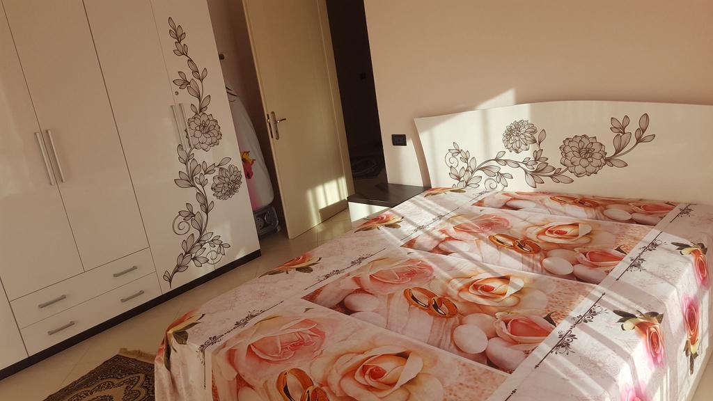 Faik Shehu Apartments ดูร์เรส ภายนอก รูปภาพ