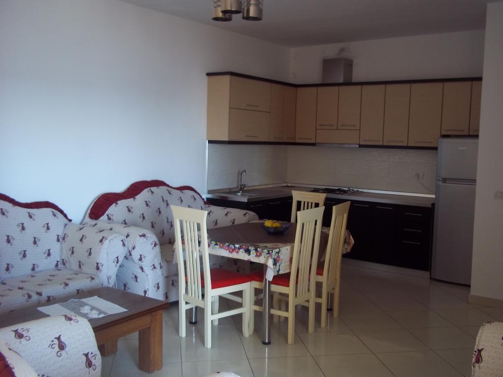 Faik Shehu Apartments ดูร์เรส ภายนอก รูปภาพ